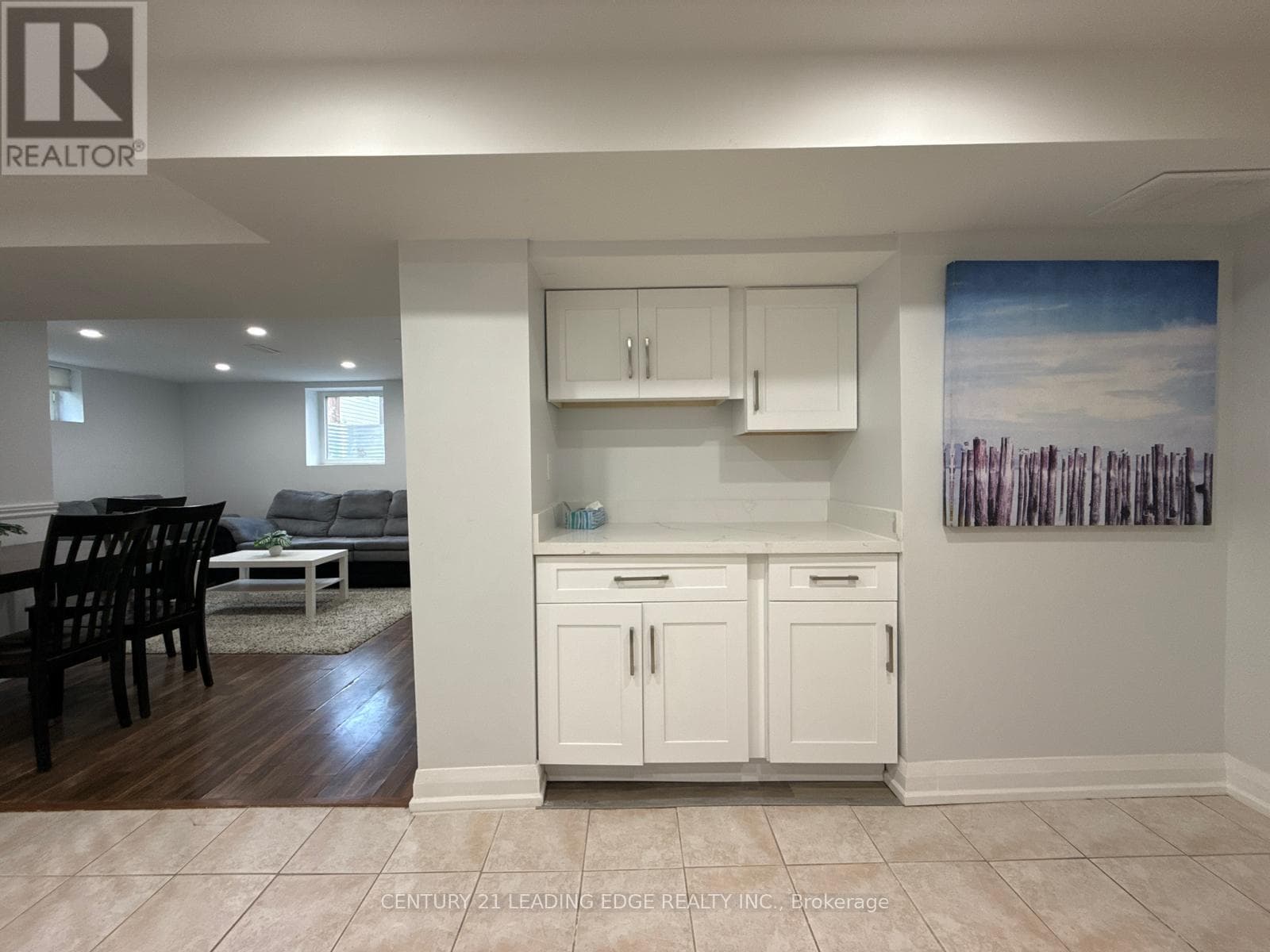 Single Family at Lower- 753 Glenforest Street, Oshawa (Northglen), Ontario - Photo 5 - RE/MAX Garden City Realty