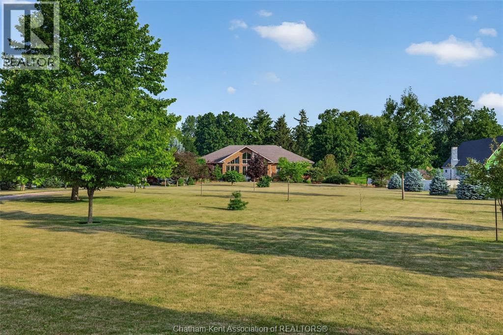 Single Family at 10965 River Line, Chatham-Kent, Ontario - Photo 5 - RE/MAX Garden City Realty