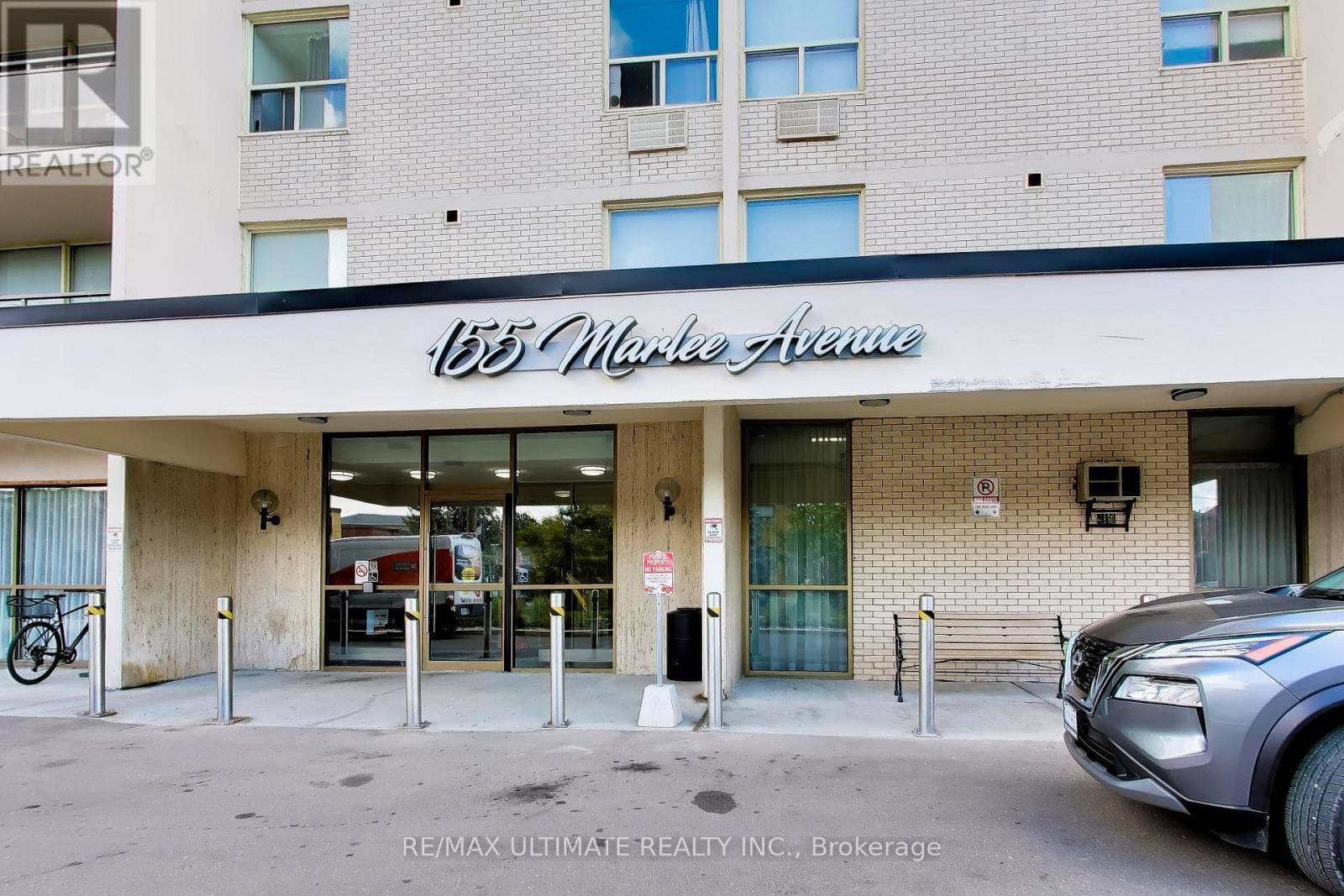 Single Family at 608- 155 Marlee Avenue, Toronto (Briar Hill-Belgravia), Ontario - Photo 4 - RE/MAX Garden City Realty