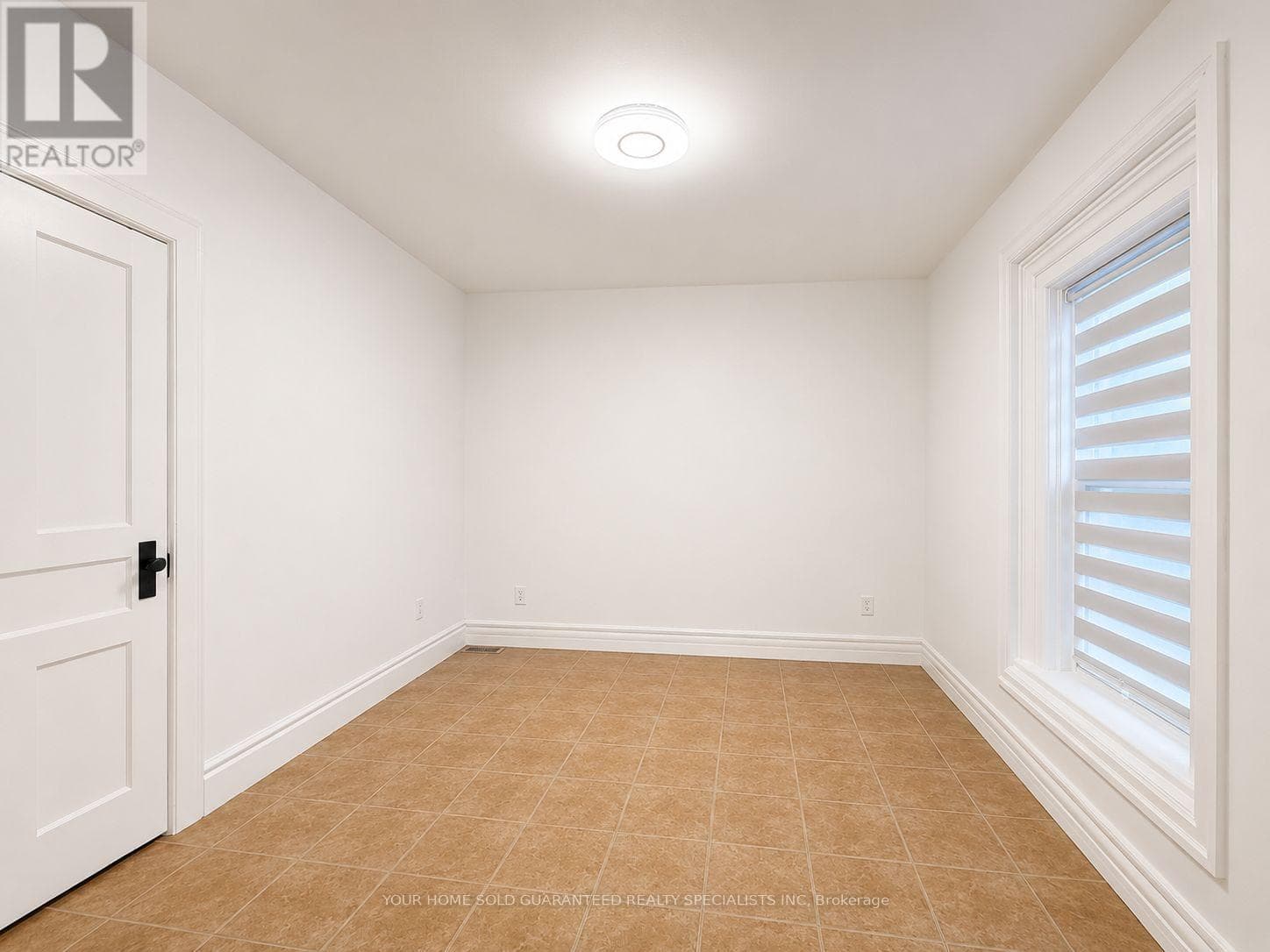 Single Family at 2- 94 Wellington Street, Aurora (Aurora Village), Ontario - Photo 8 - RE/MAX Garden City Realty