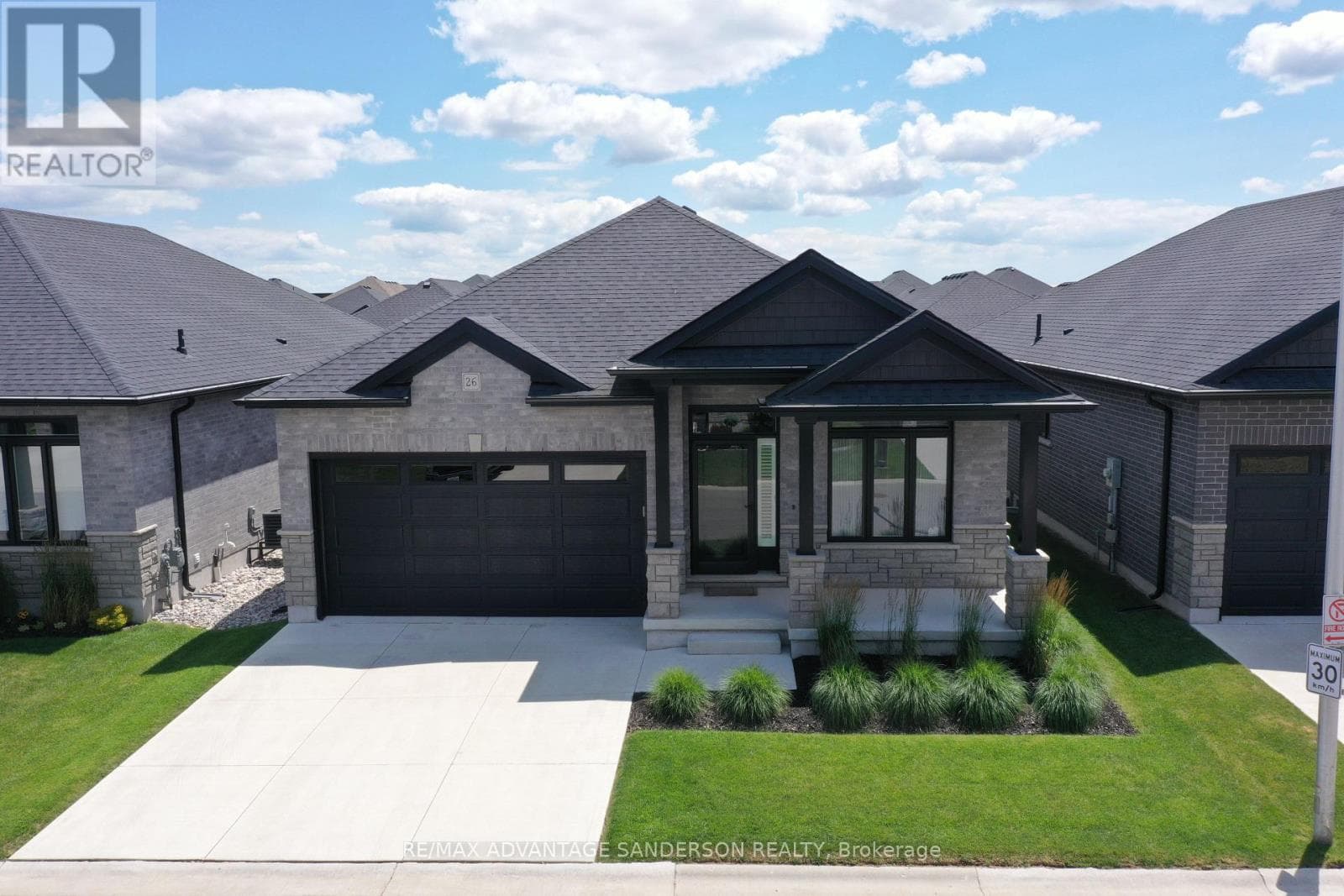 26- 383 Daventry Way