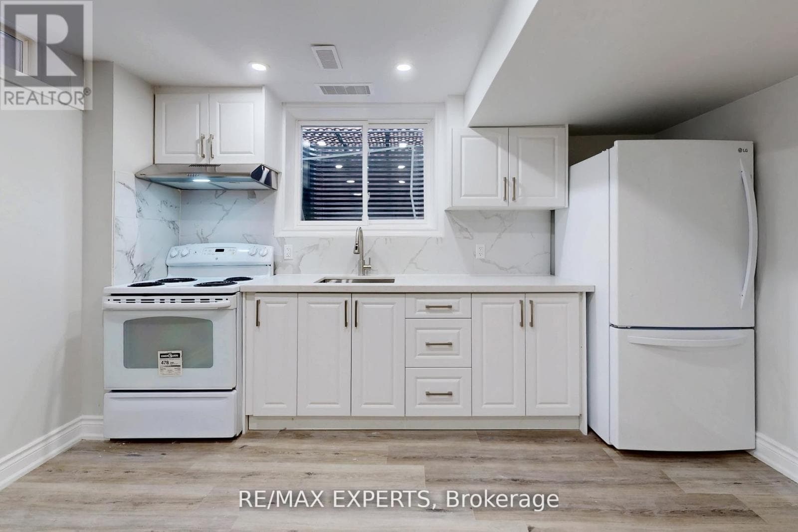 Single Family at Bsmt- 14 Snowy Owl Way, Toronto (Rouge), Ontario - Photo 10 - RE/MAX Garden City Realty