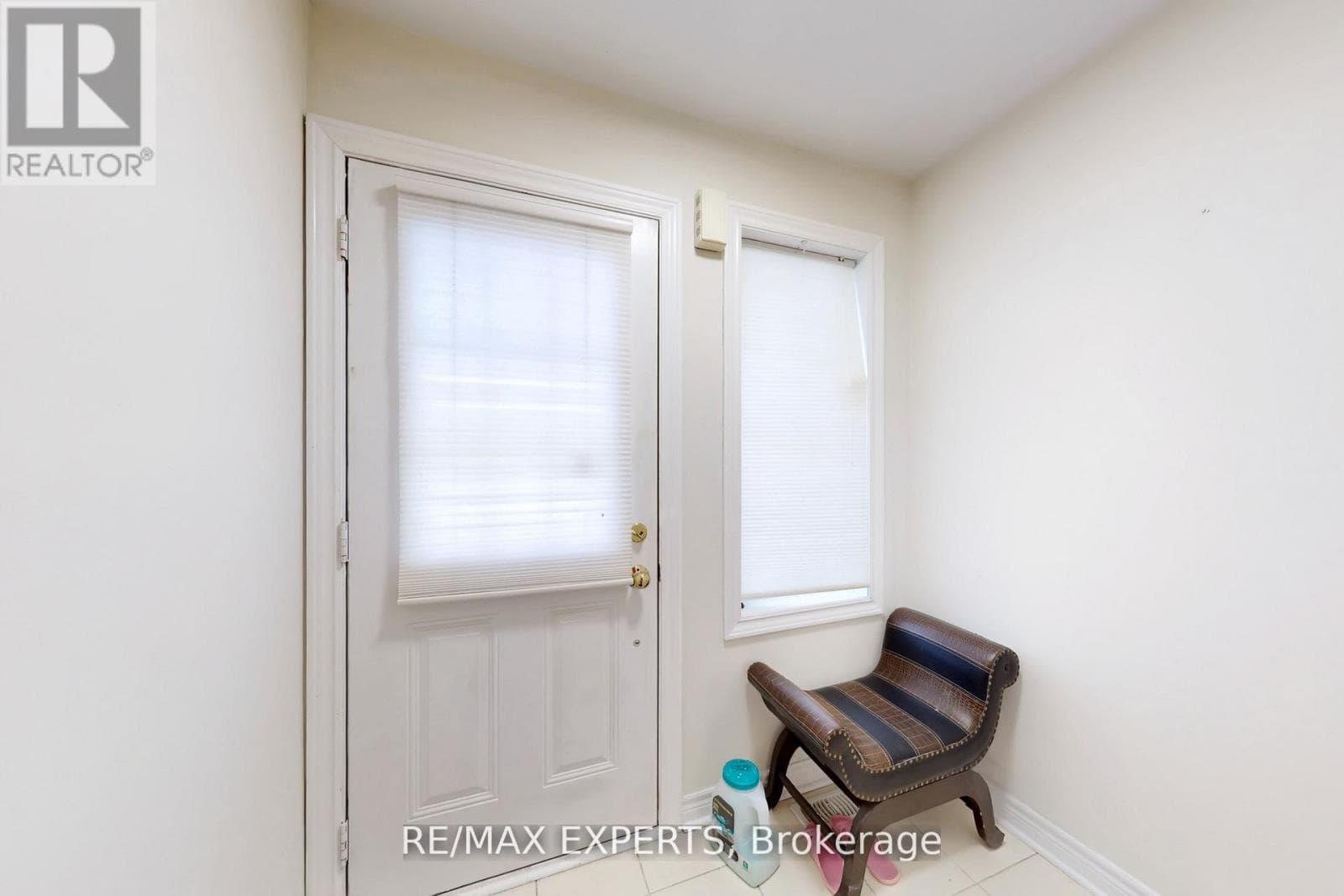 Single Family at Bsmt- 14 Snowy Owl Way, Toronto (Rouge), Ontario - Photo 2 - RE/MAX Garden City Realty