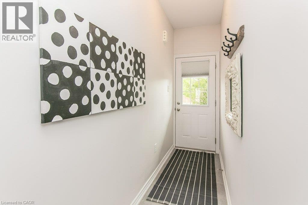 Single Family at 48- 403 WESTWOOD Drive, Kitchener, Ontario - Photo 5 - RE/MAX Garden City Realty