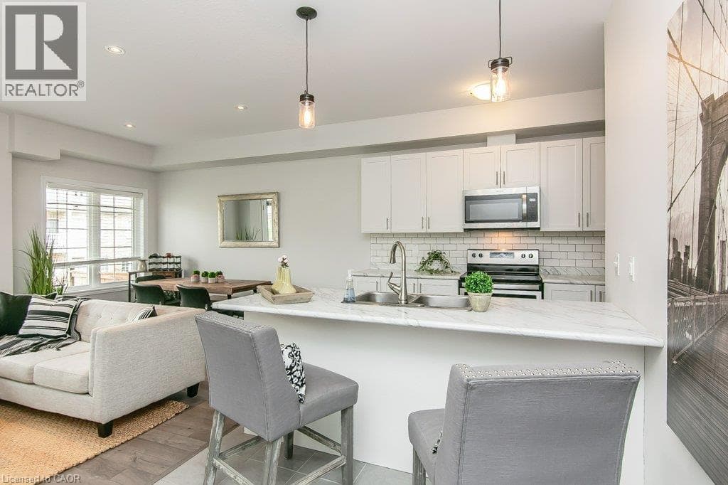 Single Family at 48- 403 WESTWOOD Drive, Kitchener, Ontario - Photo 7 - RE/MAX Garden City Realty