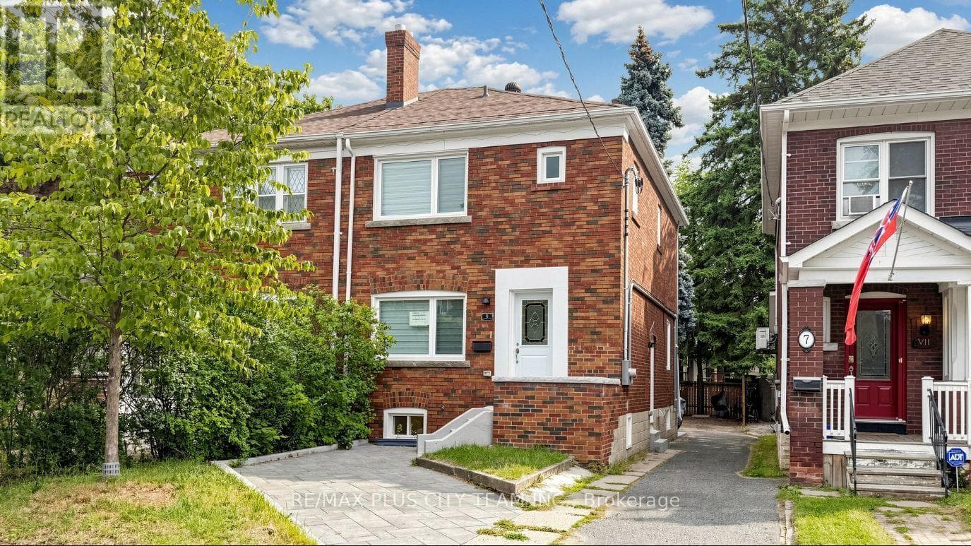 Bsmt- 9 Lesmount Avenue