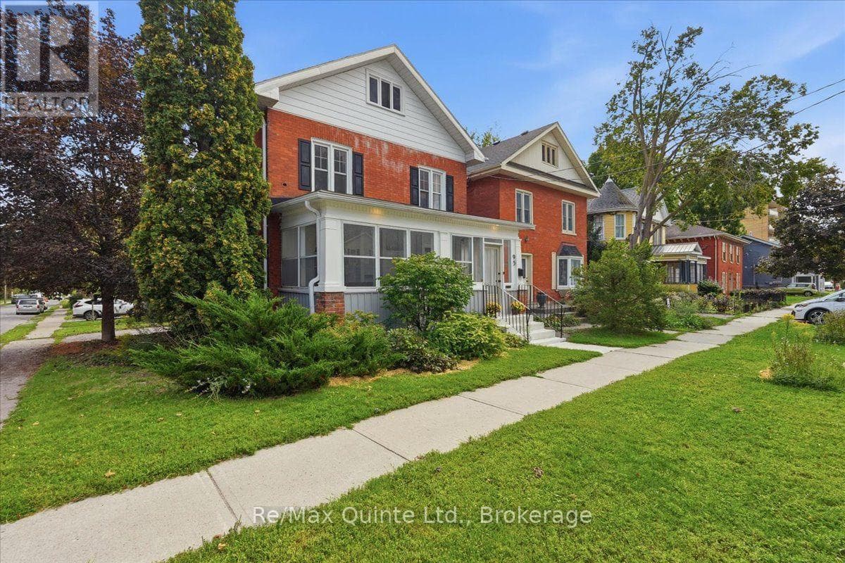 95 Victoria Avenue