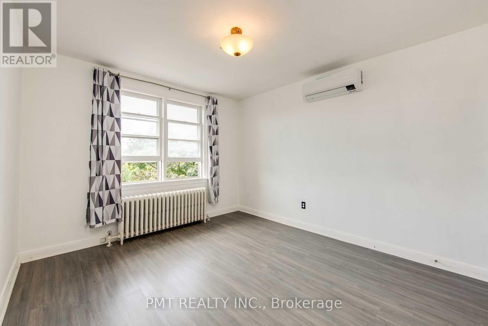 Multi-family at 6- 58 Leyton Avenue, Toronto (Oakridge), Ontario - Photo 7 - RE/MAX Garden City Realty