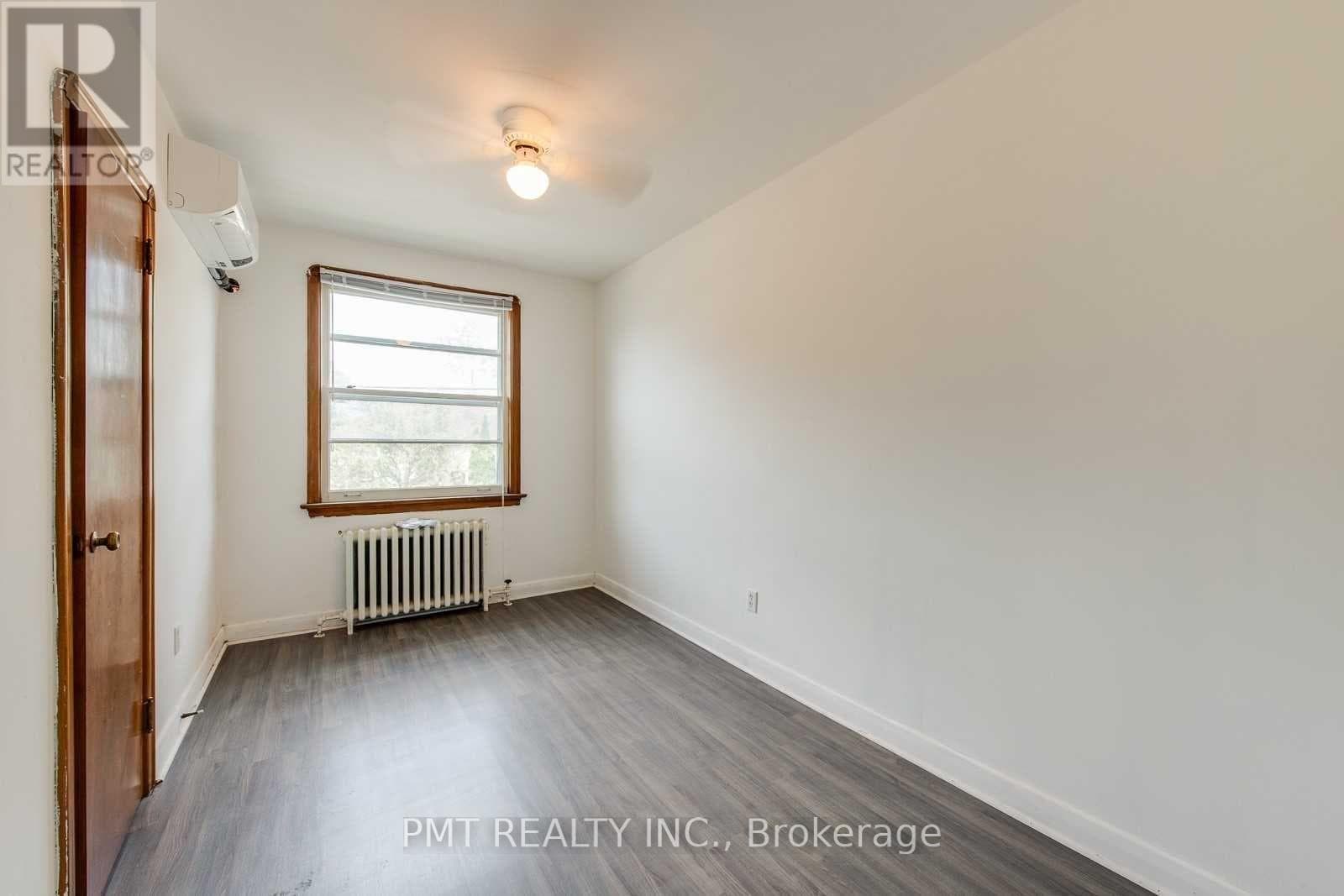 Multi-family at 6- 58 Leyton Avenue, Toronto (Oakridge), Ontario - Photo 9 - RE/MAX Garden City Realty