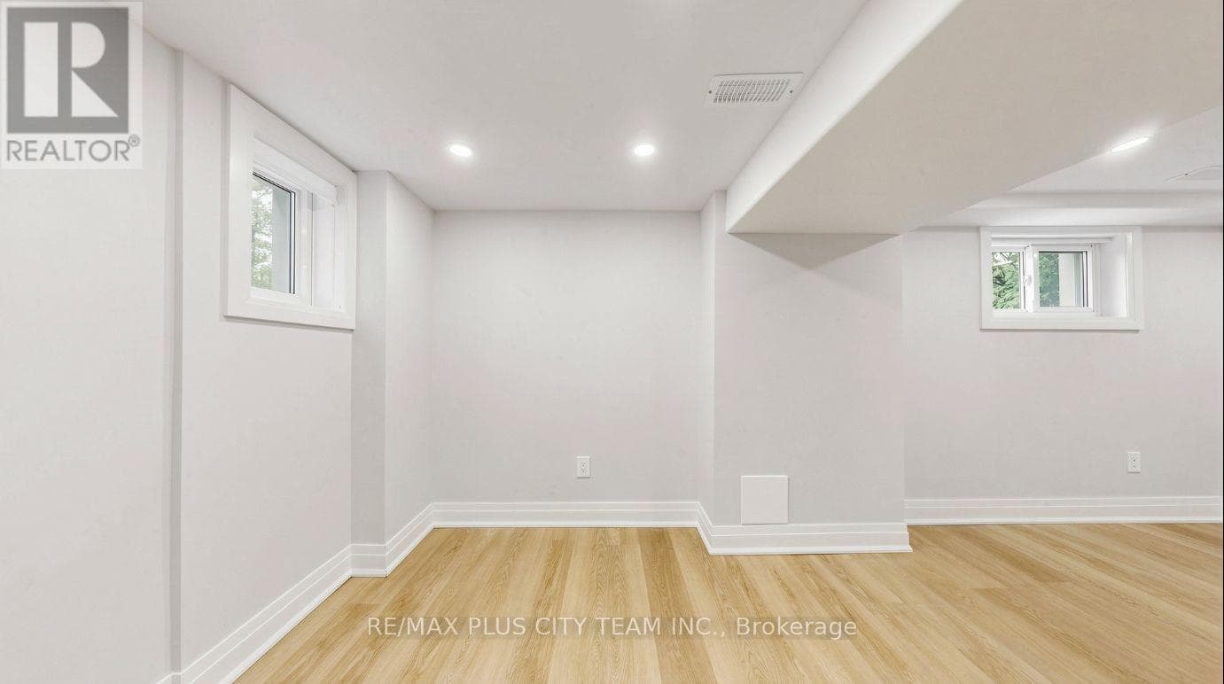Single Family at Bsmt- 9 Lesmount Avenue, Toronto (Danforth Village-East York), Ontario - Photo 5 - RE/MAX Garden City Realty