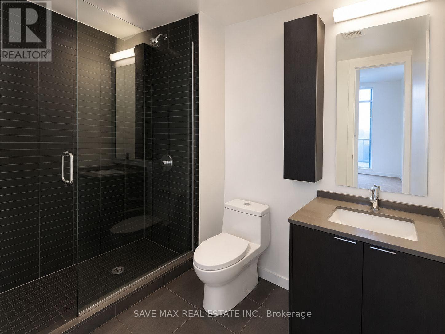 Single Family at 1606- 86 Dundas Street, Mississauga (Cooksville), Ontario - Photo 7 - RE/MAX Garden City Realty