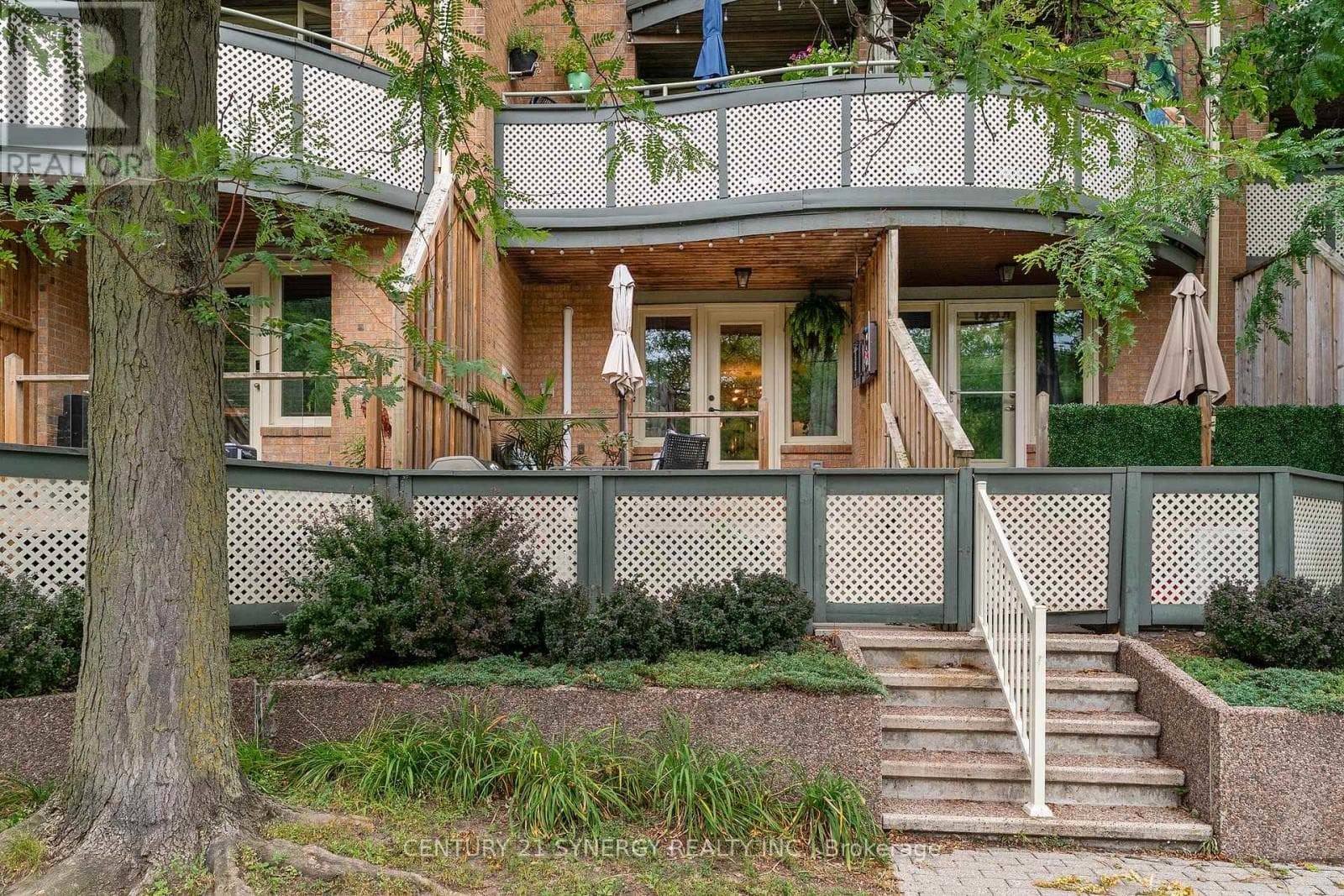 5- 2 Columbus Avenue