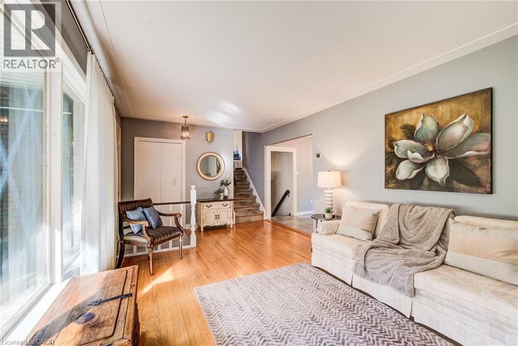 Single Family at 113 MACGREGOR Crescent, Waterloo, Ontario - Photo 5 - RE/MAX Garden City Realty