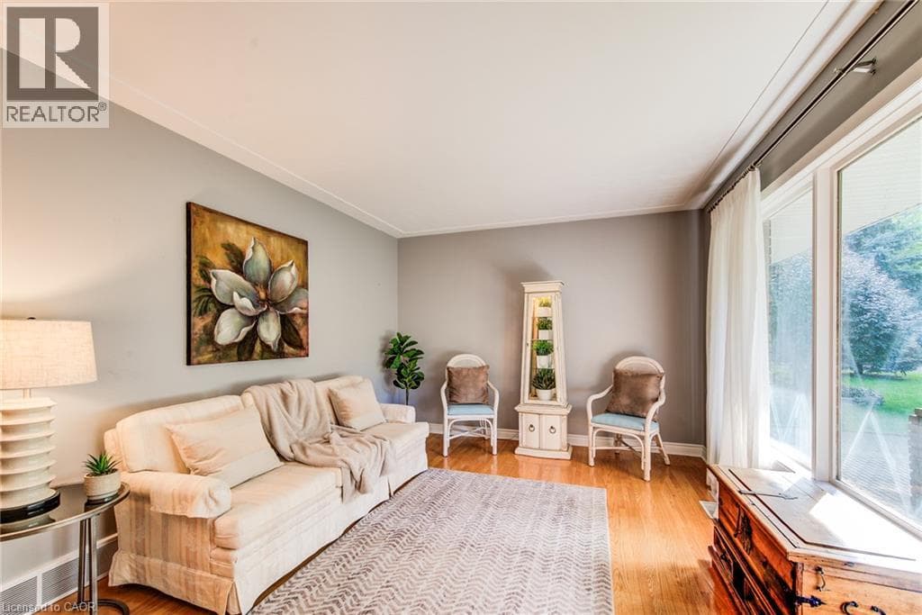 Single Family at 113 MACGREGOR Crescent, Waterloo, Ontario - Photo 4 - RE/MAX Garden City Realty