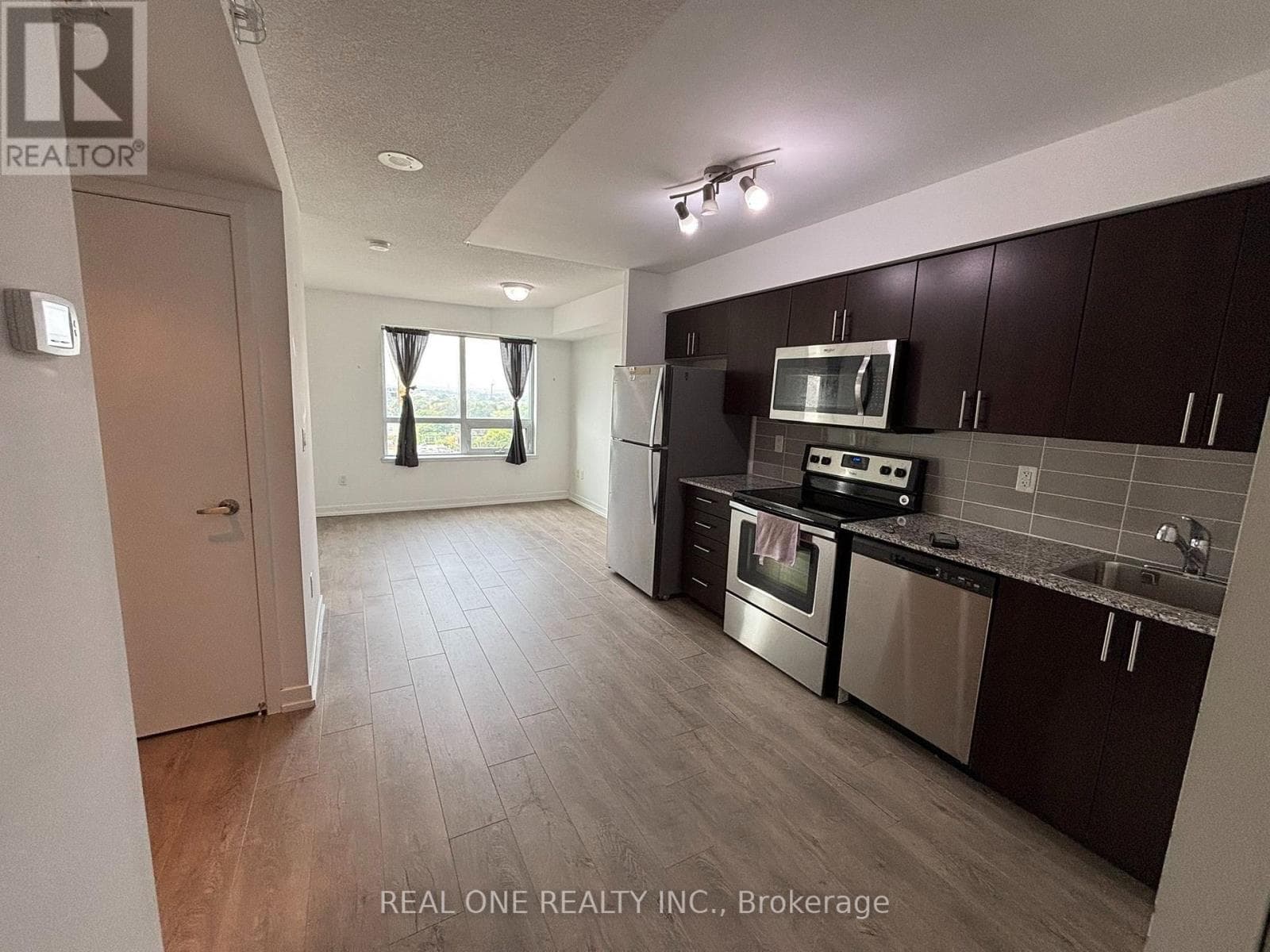 Single Family at 1207- 1420 Dupont Street, Toronto (Dovercourt-Wallace Emerson-Junction), Ontario - Photo 2 - RE/MAX Garden City Realty