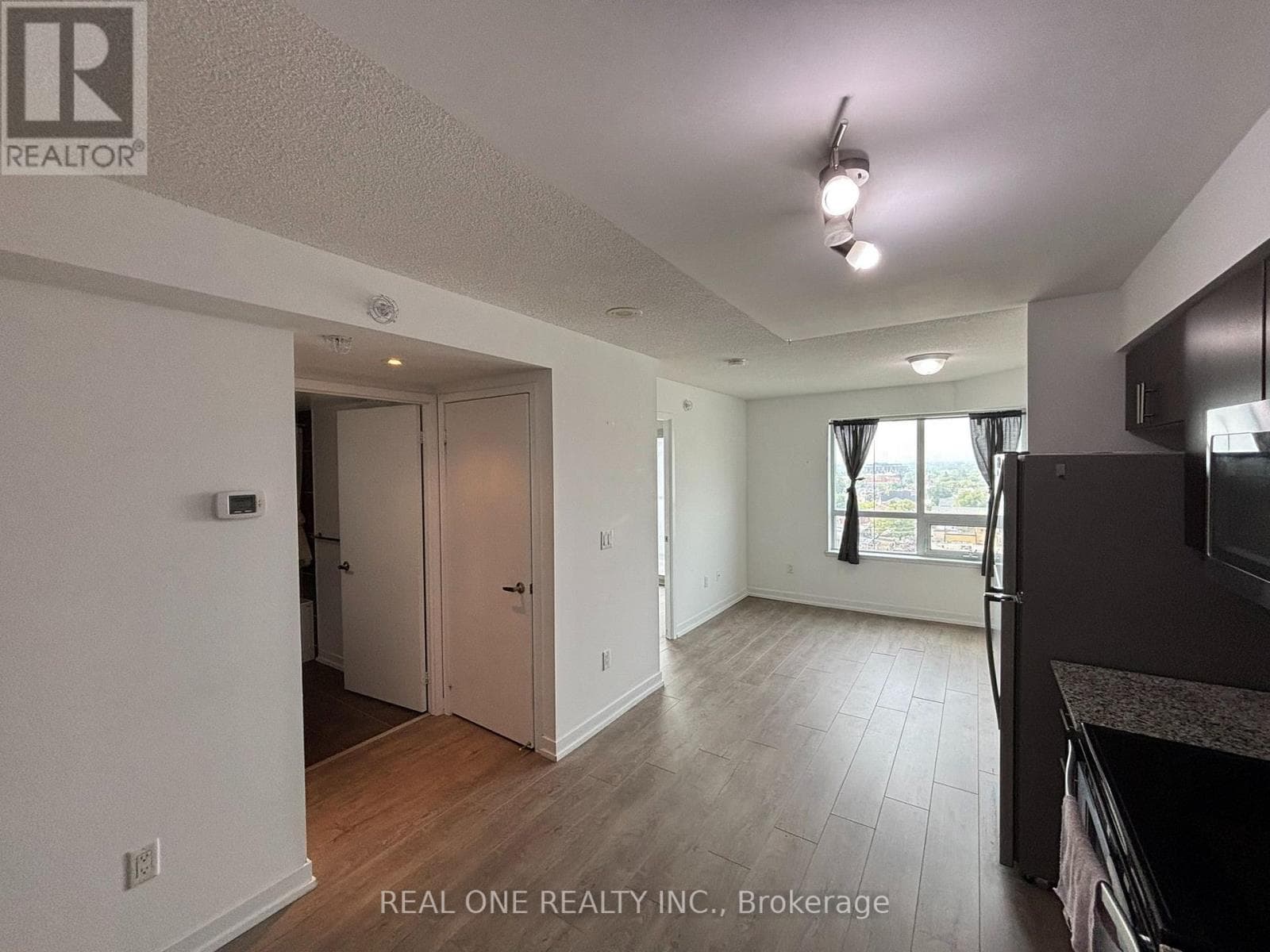 Single Family at 1207- 1420 Dupont Street, Toronto (Dovercourt-Wallace Emerson-Junction), Ontario - Photo 3 - RE/MAX Garden City Realty
