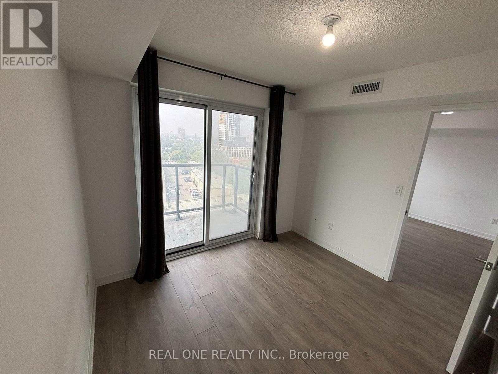 Single Family at 1207- 1420 Dupont Street, Toronto (Dovercourt-Wallace Emerson-Junction), Ontario - Photo 5 - RE/MAX Garden City Realty