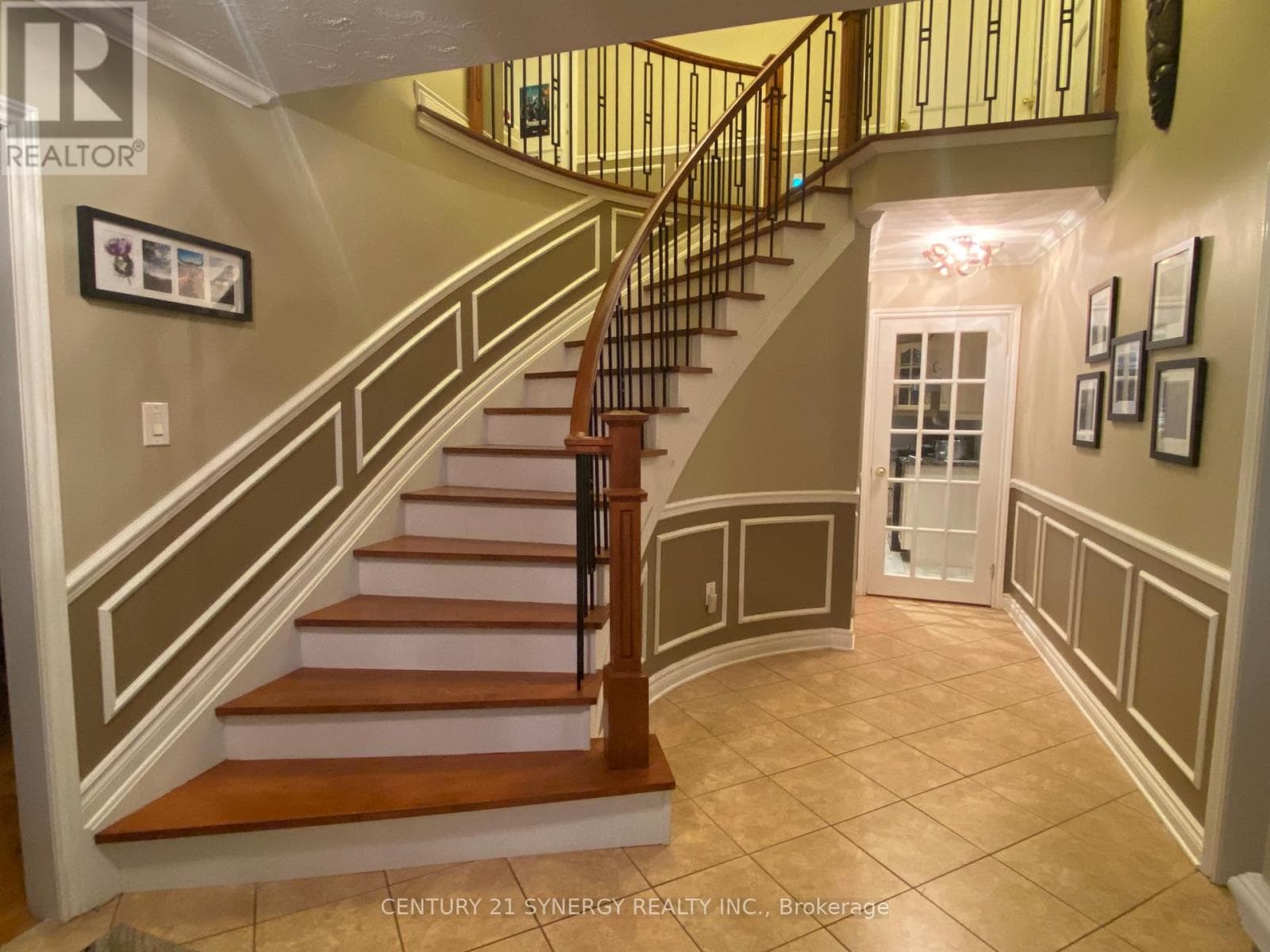 Single Family at 2298 Bowman Road, Ottawa, Ontario - Photo 5 - RE/MAX Garden City Realty