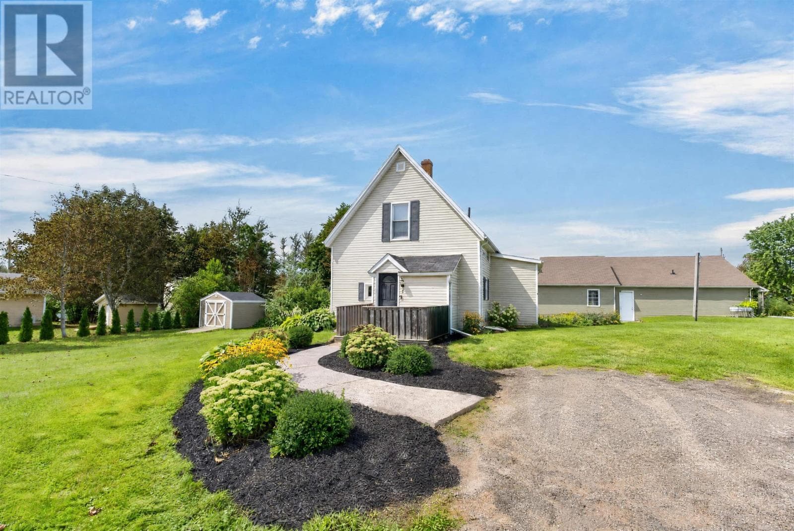 Single Family at 7 MacArthur Drive, Cornwall, Prince Edward Island - Photo 3 - RE/MAX Garden City Realty