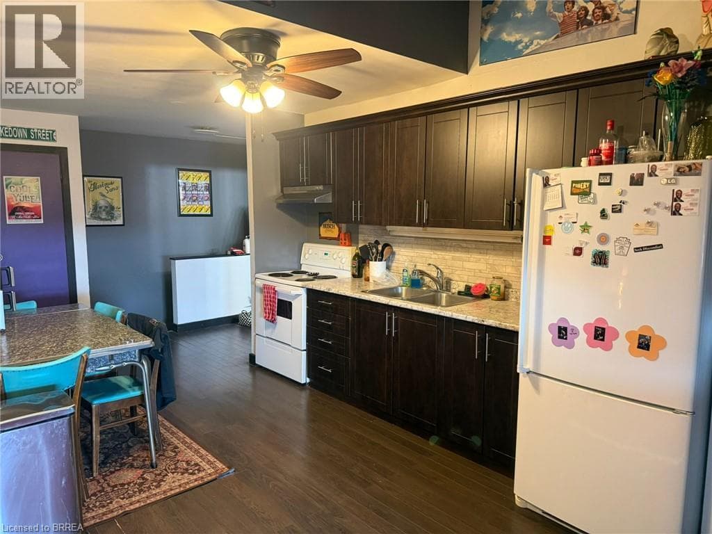 Single Family at 18- 12 BRIDGEPORT Road, Waterloo, Ontario - Photo 7 - RE/MAX Garden City Realty