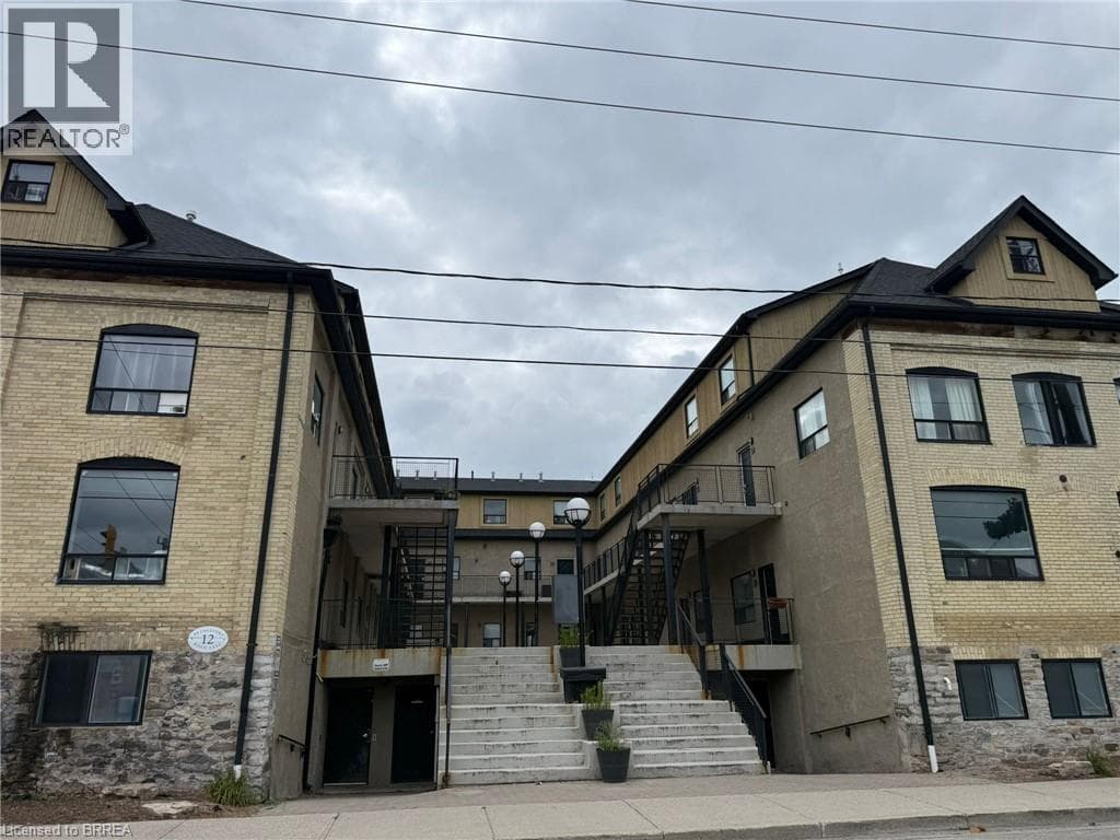 Single Family at 18- 12 BRIDGEPORT Road, Waterloo, Ontario - Photo 2 - RE/MAX Garden City Realty