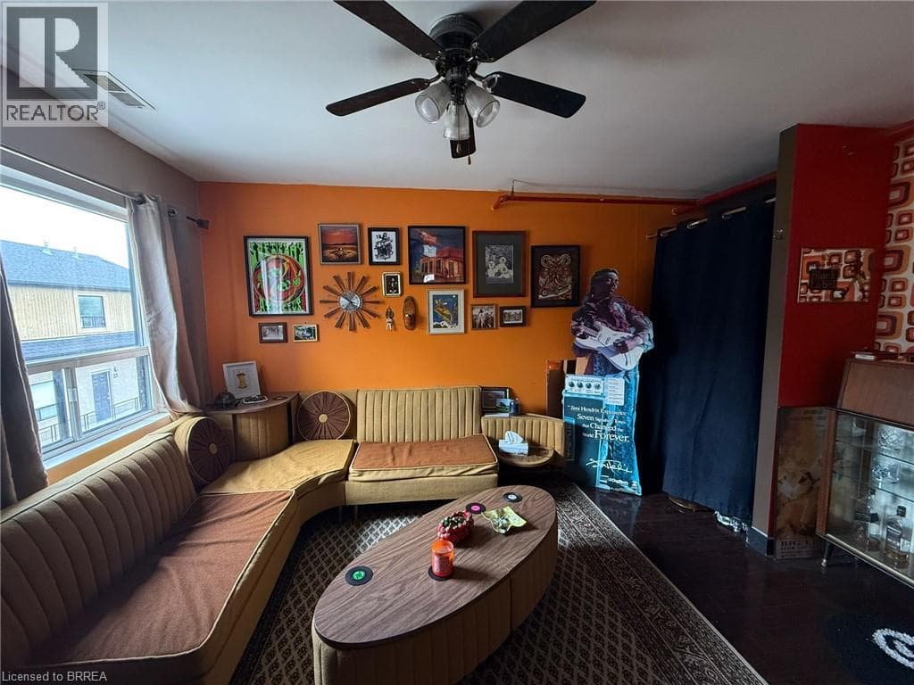 Single Family at 18- 12 BRIDGEPORT Road, Waterloo, Ontario - Photo 9 - RE/MAX Garden City Realty