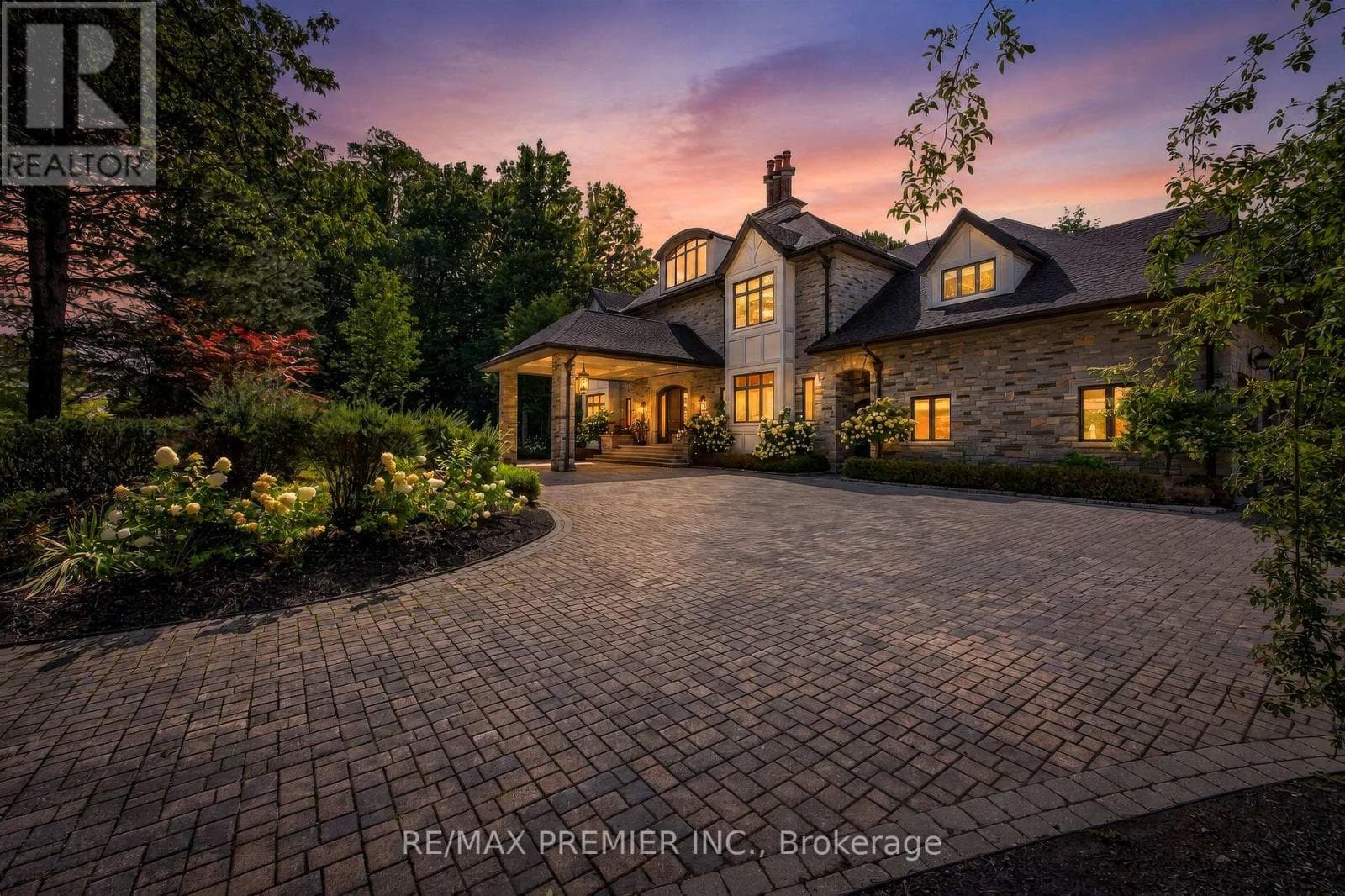 40 Golf Avenue