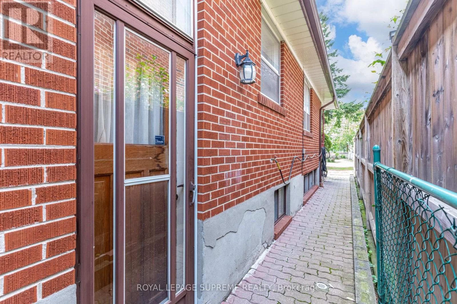 Single Family at Bsmt- 5 Paramount Court, Toronto (Brookhaven-Amesbury), Ontario - Photo 3 - RE/MAX Garden City Realty