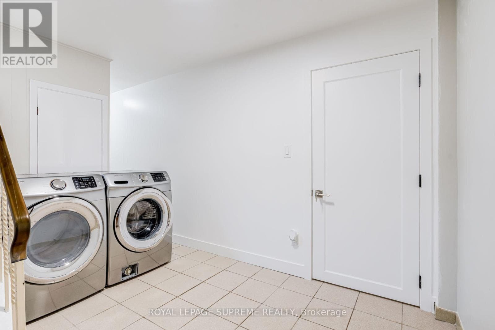 Single Family at Bsmt- 5 Paramount Court, Toronto (Brookhaven-Amesbury), Ontario - Photo 5 - RE/MAX Garden City Realty
