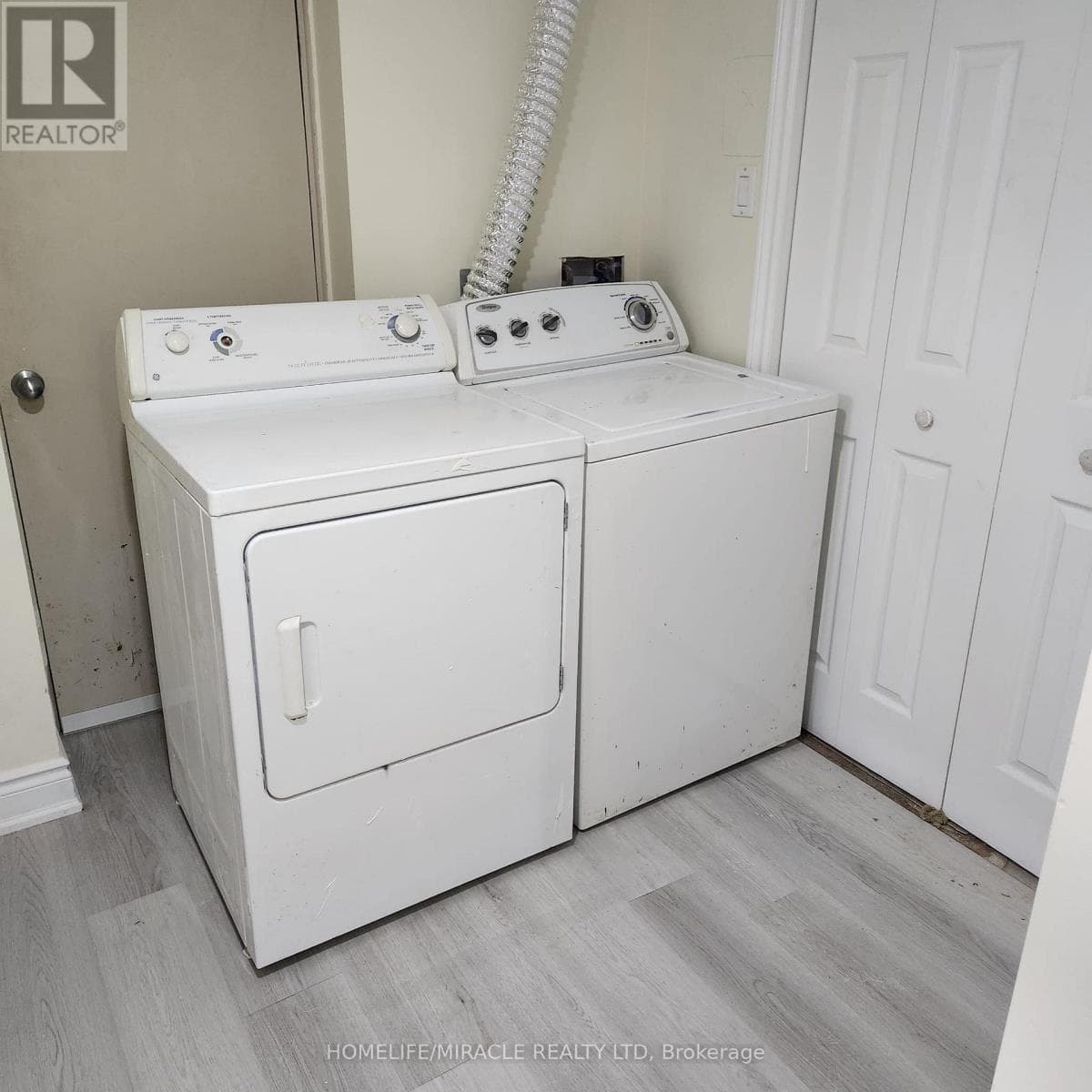 Single Family at 491 Salisbury Street, London East (East C), Ontario - Photo 6 - RE/MAX Garden City Realty