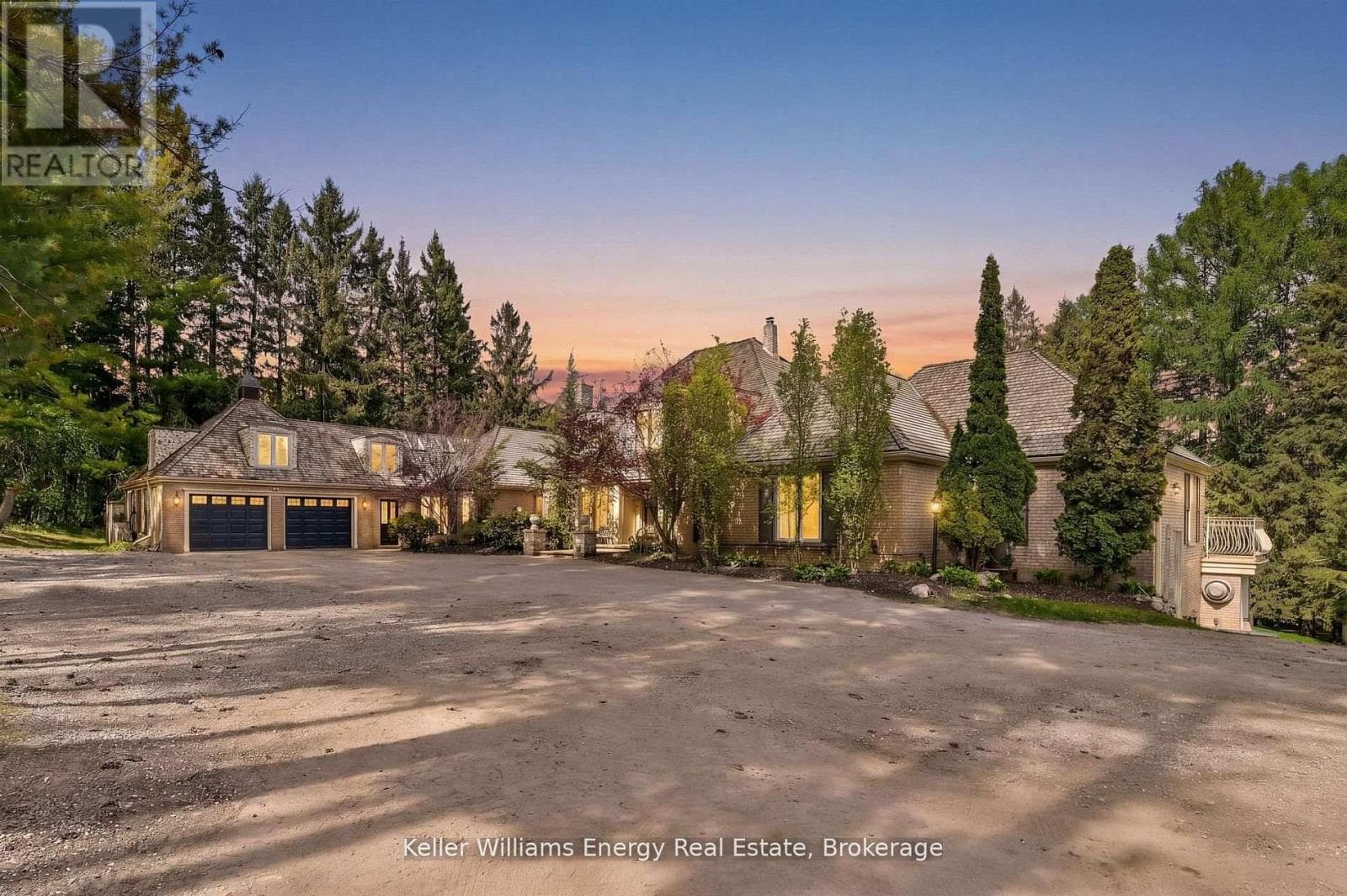 7925 Cedarbrook Trail
