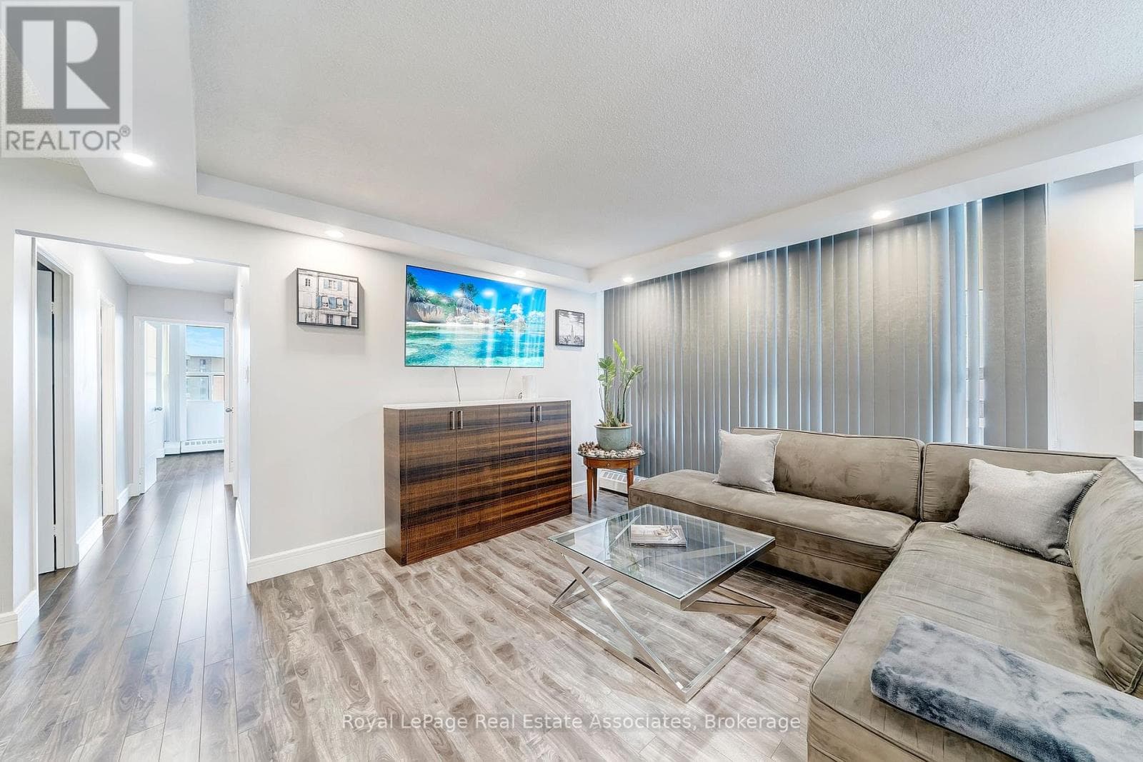 Single Family at 1406- 335 Mill Road, Toronto (Eringate-Centennial-West Deane), Ontario - Photo 9 - RE/MAX Garden City Realty