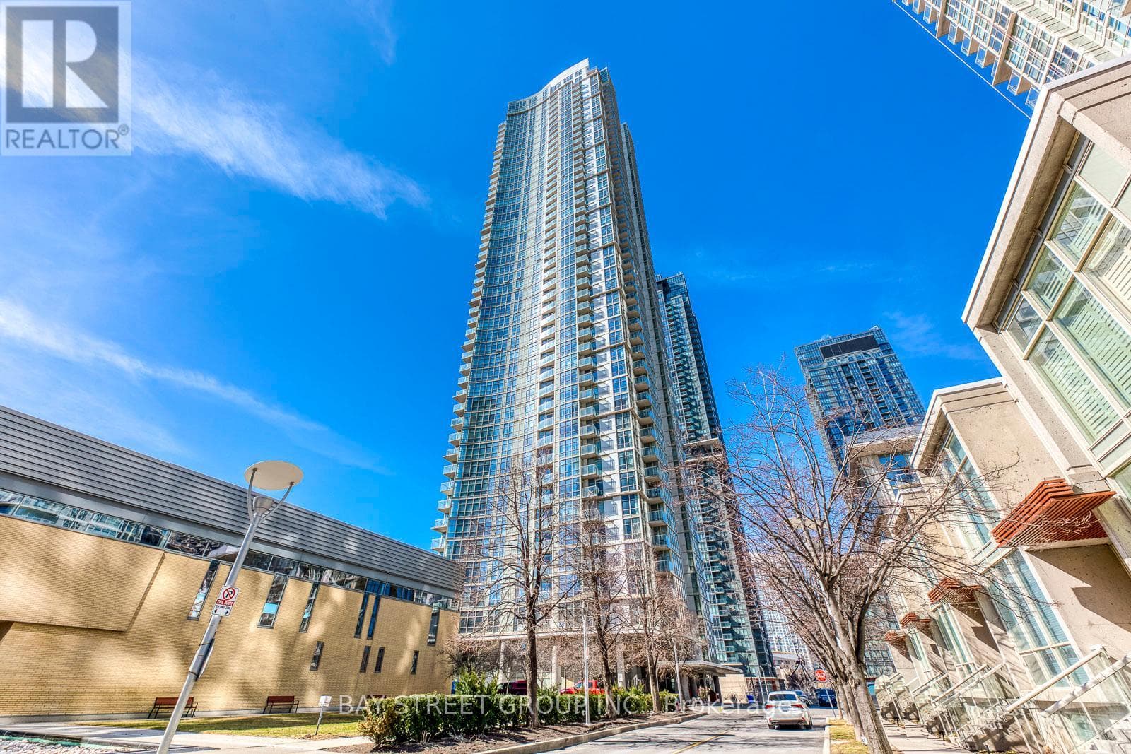 3912- 35 Mariner Terrace