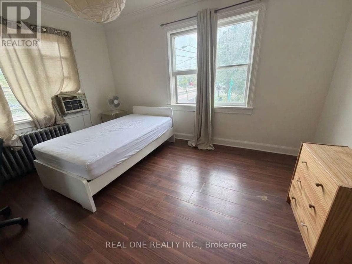 Single Family at Room2- 3287 Lake Shore Boulevard, Toronto (Long Branch), Ontario - Photo 2 - RE/MAX Garden City Realty