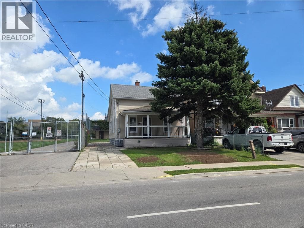 Single Family at 144 BURGAR Street, Welland, Ontario - Photo 2 - RE/MAX Garden City Realty