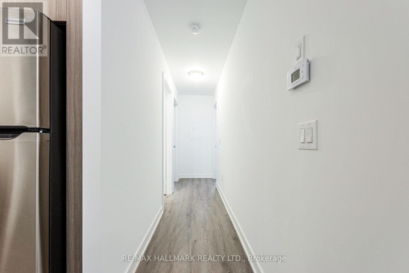 Single Family at 103- 35 Danforth Road, Toronto (Oakridge), Ontario - Photo 7 - RE/MAX Garden City Realty