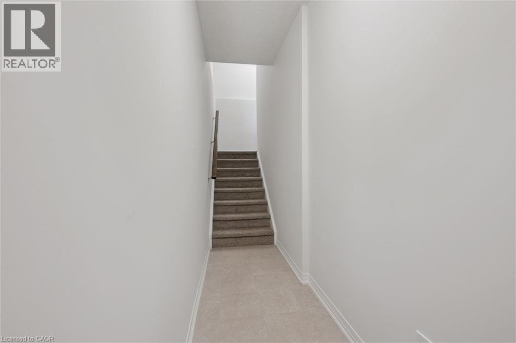 Single Family at B039- 525 ERINBROOK Drive, Kitchener, Ontario - Photo 7 - RE/MAX Garden City Realty