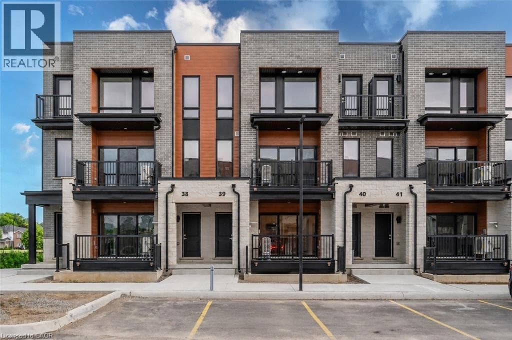 B039- 525 ERINBROOK Drive