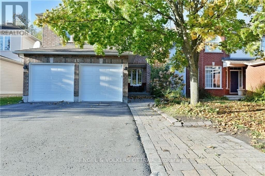 13 Picasso Drive