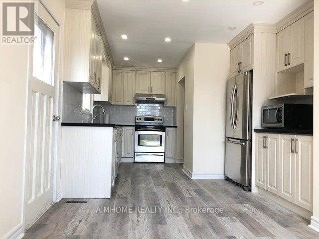 Single Family at 5 Reiber Crescent, Toronto (Bayview Woods-Steeles), Ontario - Photo 2 - RE/MAX Garden City Realty