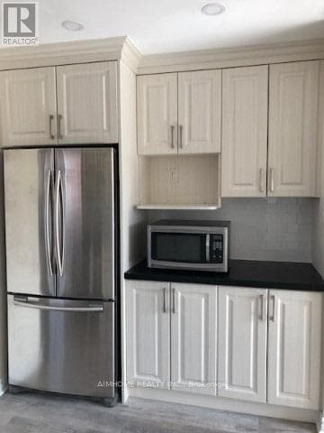 Single Family at 5 Reiber Crescent, Toronto (Bayview Woods-Steeles), Ontario - Photo 3 - RE/MAX Garden City Realty