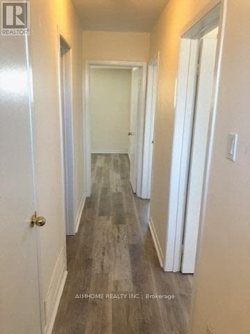 Single Family at 5 Reiber Crescent, Toronto (Bayview Woods-Steeles), Ontario - Photo 5 - RE/MAX Garden City Realty