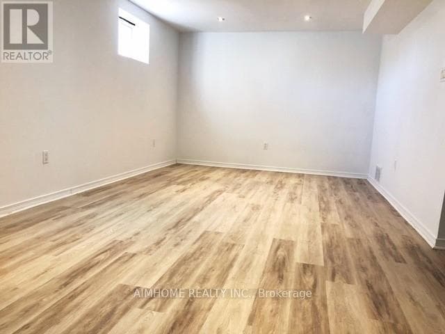 Single Family at 5 Reiber Crescent, Toronto (Bayview Woods-Steeles), Ontario - Photo 7 - RE/MAX Garden City Realty