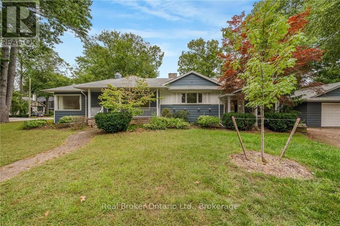 374 Spruce Street