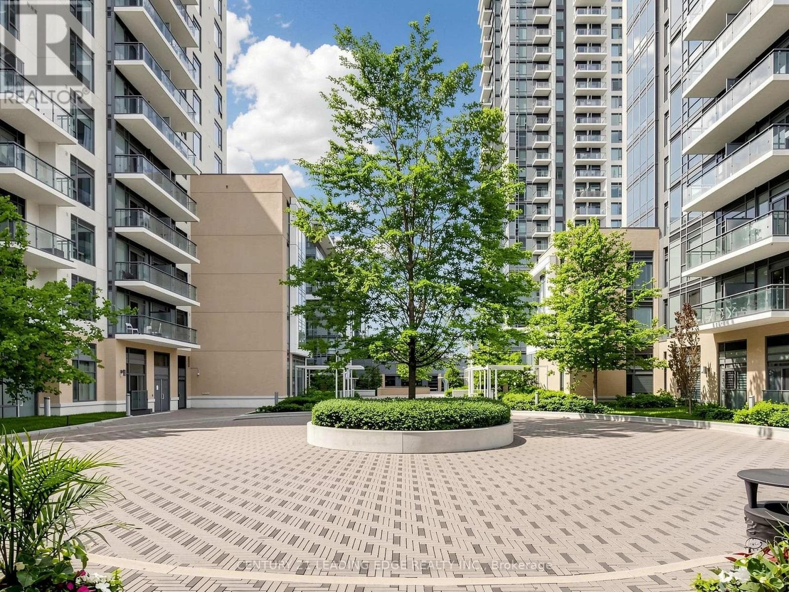 Single Family at 427- 50 Ann O'Reilly Road, Toronto (Henry Farm), Ontario - Photo 3 - RE/MAX Garden City Realty