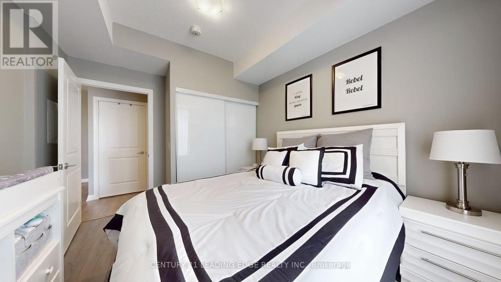 Single Family at 427- 50 Ann O'Reilly Road, Toronto (Henry Farm), Ontario - Photo 9 - RE/MAX Garden City Realty