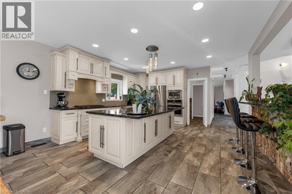 Single Family at 847 WEST 5TH Street, Hamilton, Ontario - Photo 7 - RE/MAX Garden City Realty