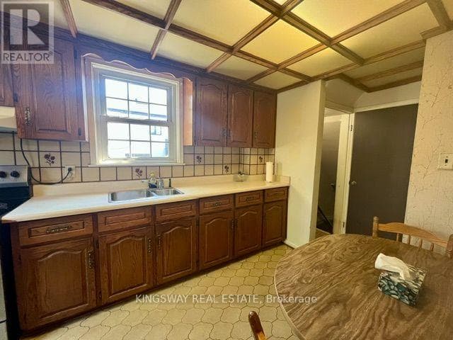 Single Family at 26 Jerome Street, Toronto (High Park North), Ontario - Photo 5 - RE/MAX Garden City Realty