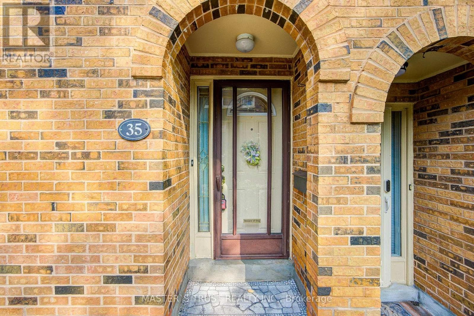 Single Family at 35 Bards Walkway, Toronto (Pleasant View), Ontario - Photo 2 - RE/MAX Garden City Realty
