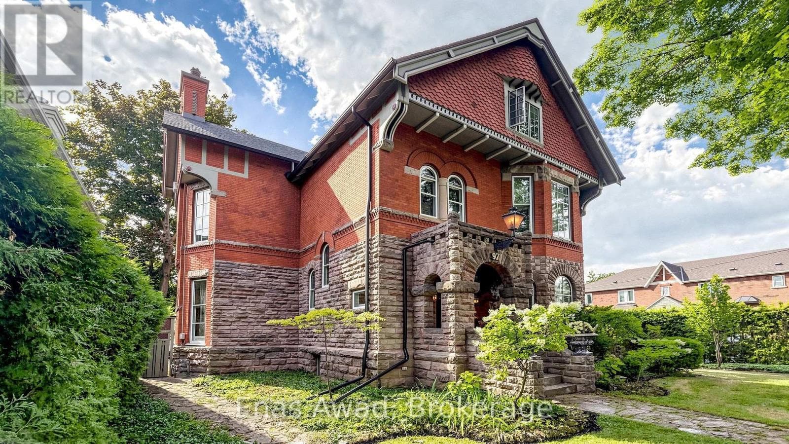 97 Glengrove Avenue